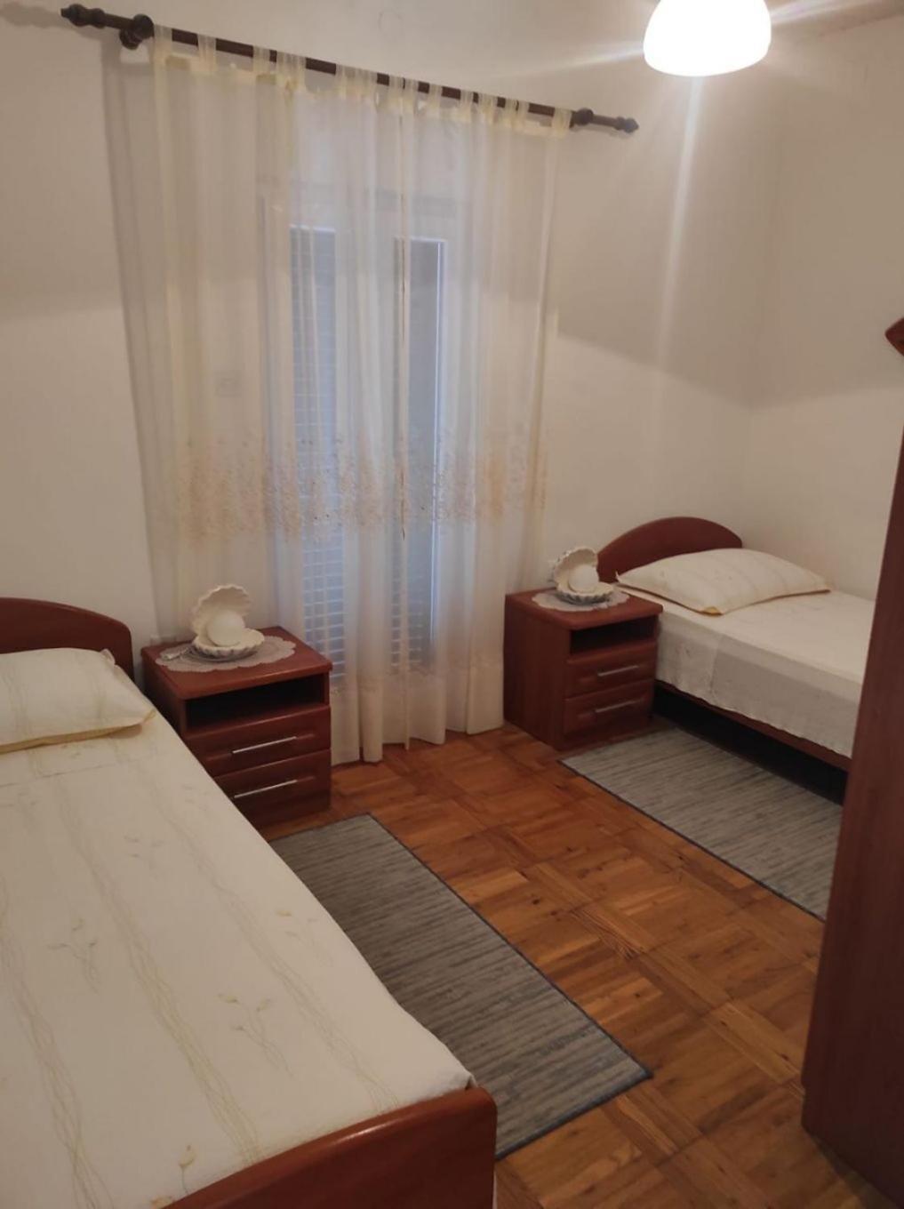 Apartment Tenara Vis Kültér fotó