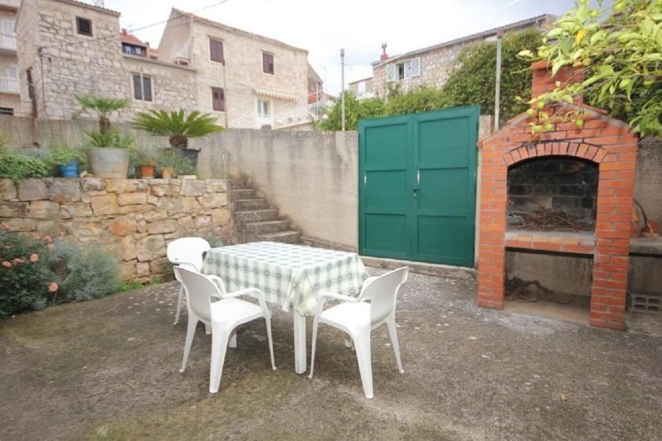 Apartment Tenara Vis Kültér fotó